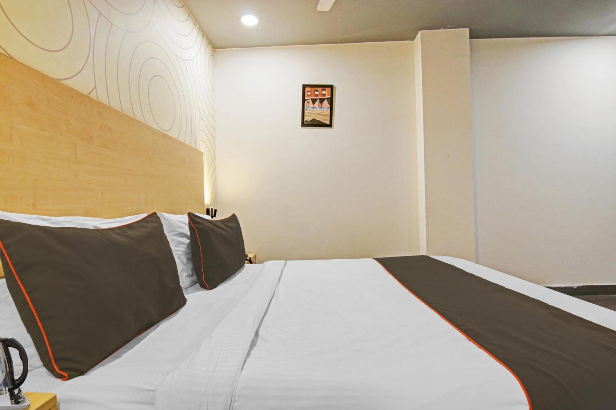 Collection O Slf Mall Sector 30 Hotell Faridabad Eksteriør bilde