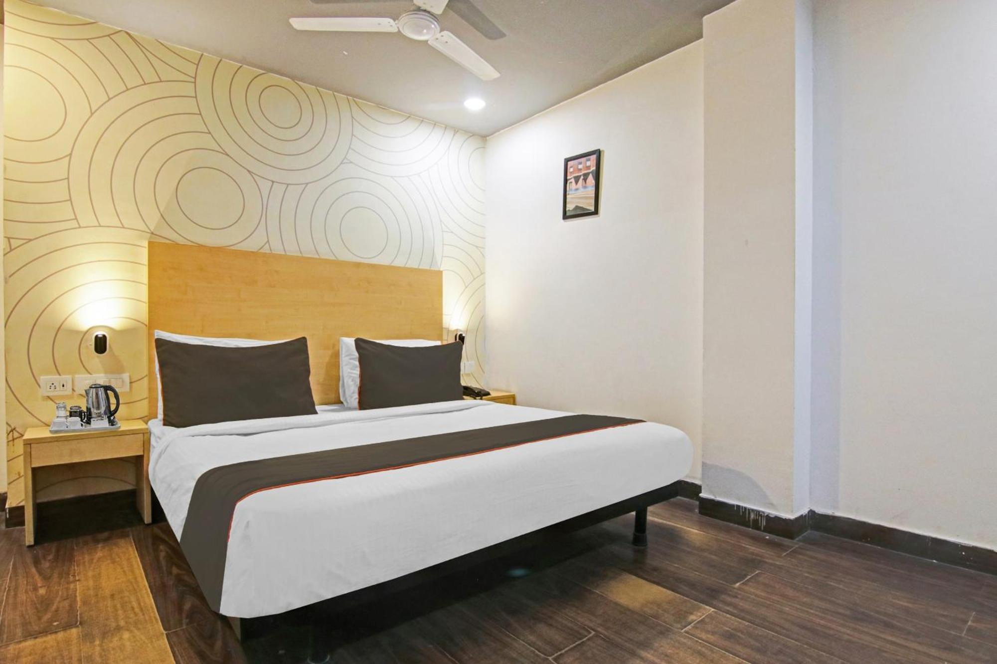 Collection O Slf Mall Sector 30 Hotell Faridabad Eksteriør bilde