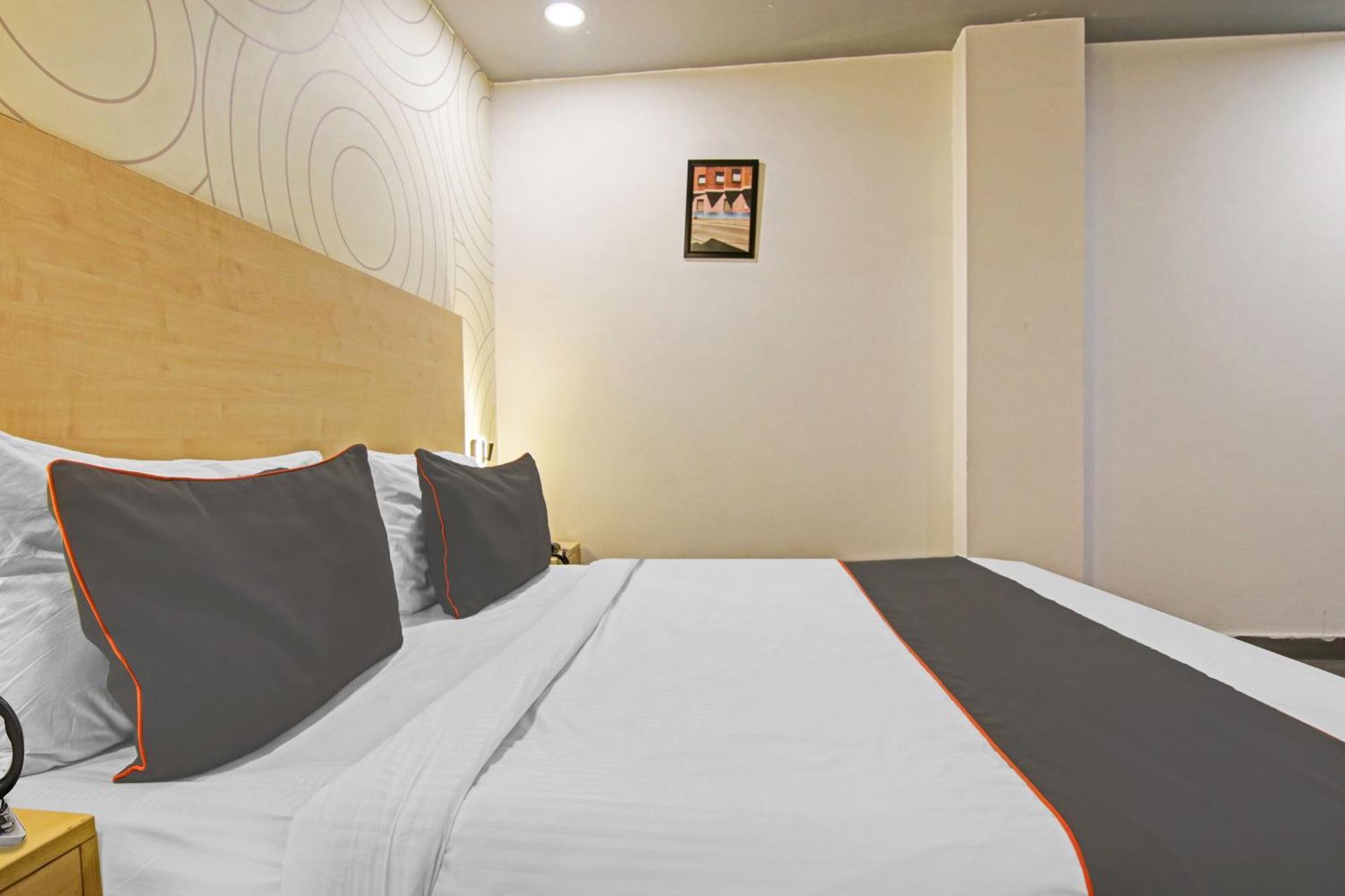 Collection O Slf Mall Sector 30 Hotell Faridabad Eksteriør bilde