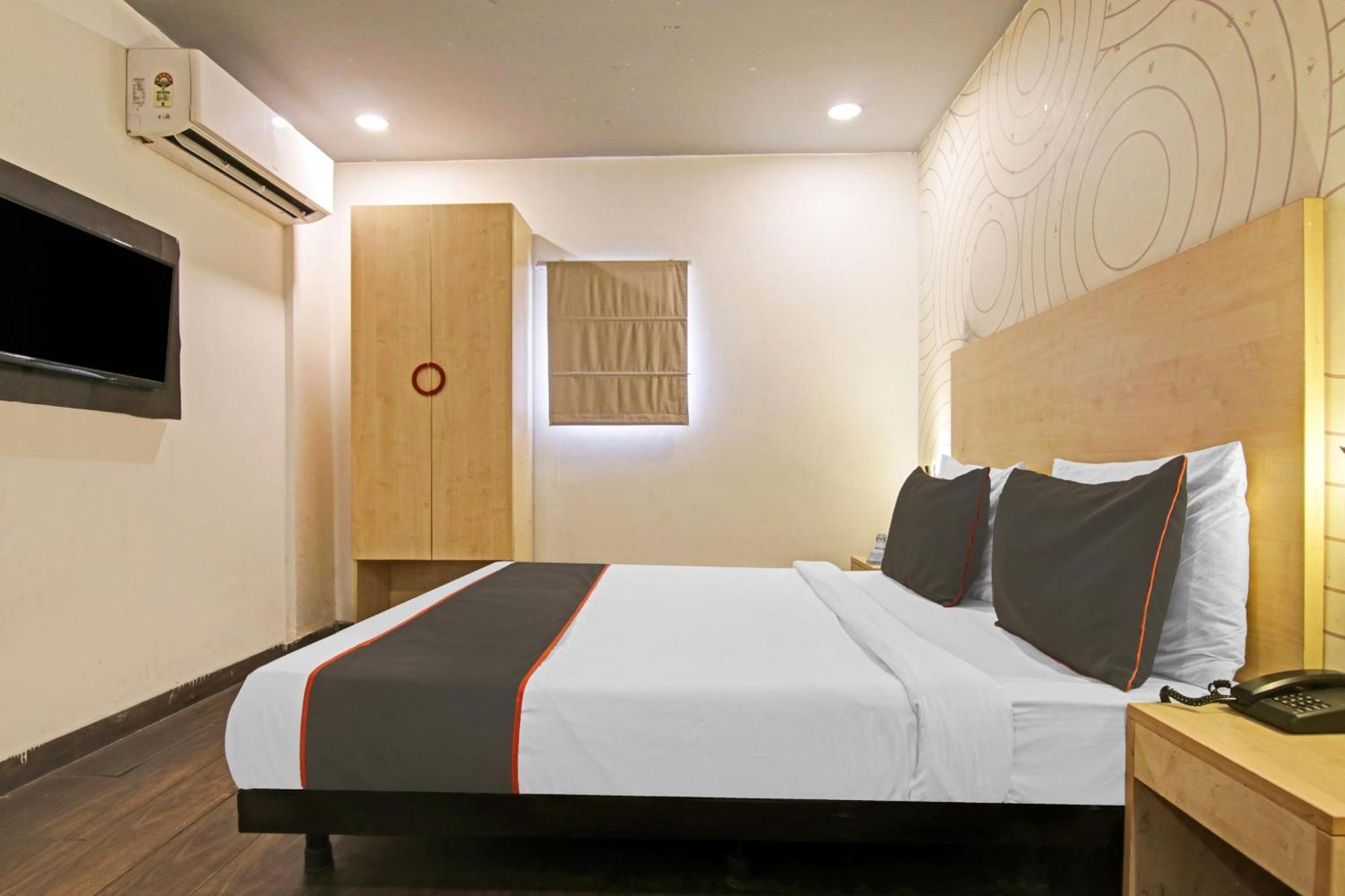 Collection O Slf Mall Sector 30 Hotell Faridabad Eksteriør bilde